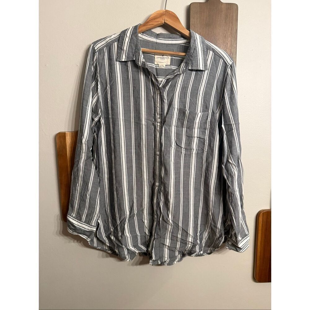 American Eagle Outfitters Gray White Striped Oversized Fit Button Up Shirt Small